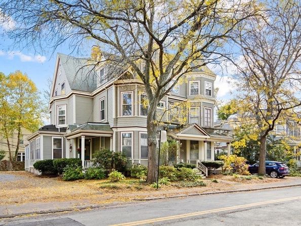 72 Cypress St 1, Brookline MA 02445