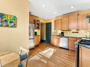 72 Cypress St 1, Brookline MA 02445
