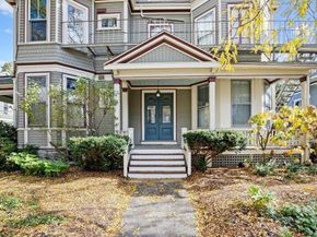 72 Cypress St 1, Brookline MA 02445