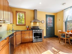 72 Cypress St 1, Brookline MA 02445