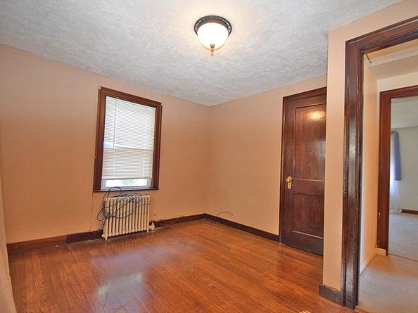 28 Silver St, Randolph MA 02368