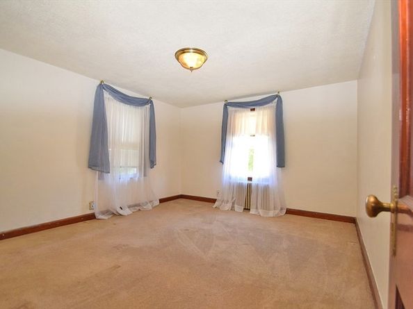 28 Silver St, Randolph MA 02368