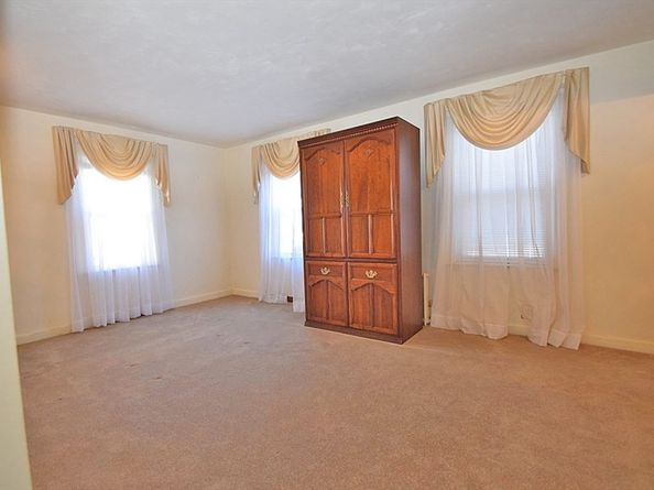28 Silver St, Randolph MA 02368