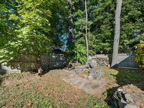 3 Jenkins St, Worcester MA 01602
