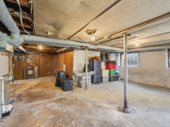 3 Jenkins St, Worcester MA 01602