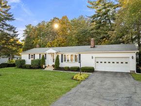 47 Chapel St, Holden MA 01520