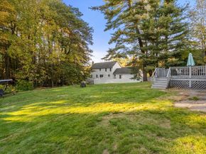 47 Chapel St, Holden MA 01520