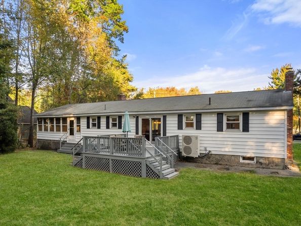 47 Chapel St, Holden MA 01520