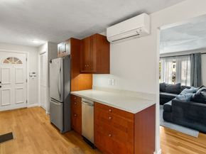 47 Chapel St, Holden MA 01520