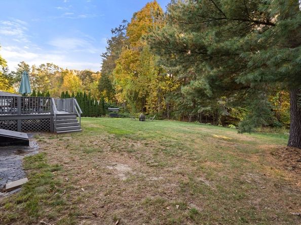 47 Chapel St, Holden MA 01520