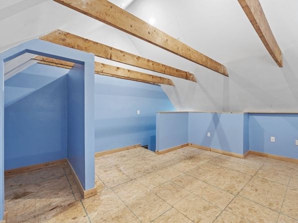 63 Cedarhill Rd, Holbrook MA 02343