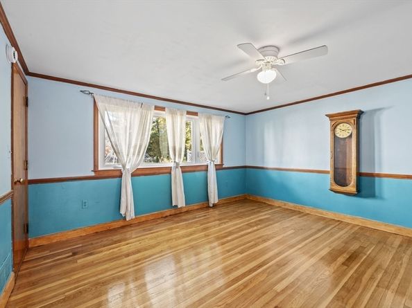 63 Cedarhill Rd, Holbrook MA 02343