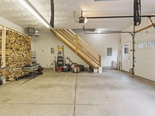 84 Murray Road, Ashburnham MA 01430