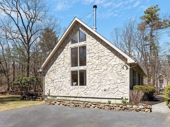 84 Murray Road, Ashburnham MA 01430