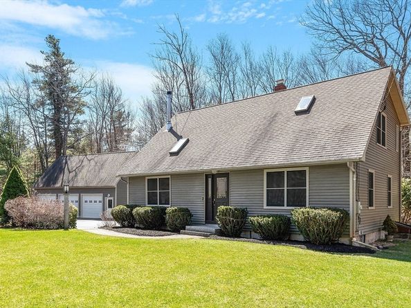 84 Murray Road, Ashburnham MA 01430