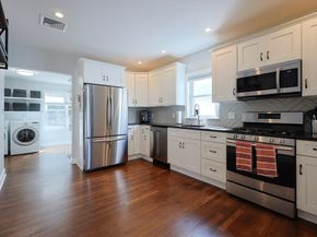 112 Roslindale Ave 2, Boston MA 02131