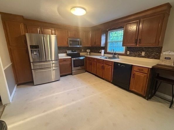 162 Delisle Street, Fitchburg MA 01420