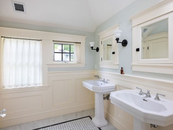 87 Greenough Street 2, Brookline MA 02445