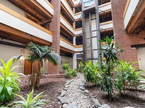 33 Sleeper St 104, Boston MA 02210