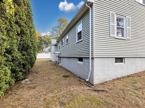 49 Summit St, Boston MA 02136