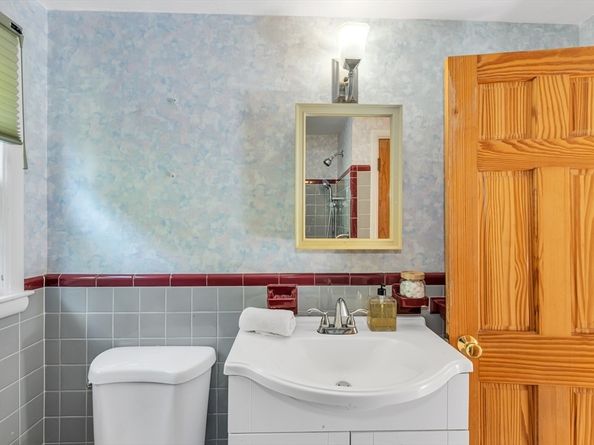 49 Summit St, Boston MA 02136