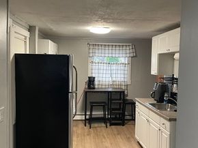 6 Munroe St, Peabody MA 01960