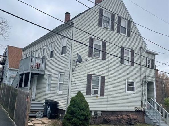 6 Munroe St, Peabody MA 01960