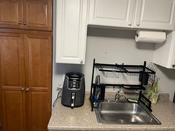 6 Munroe St, Peabody MA 01960