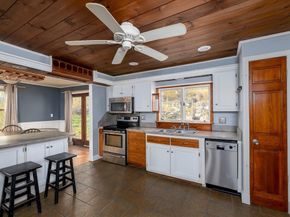 190 Summer St, Barre MA 01005