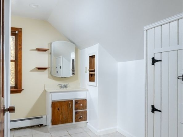 190 Summer St, Barre MA 01005