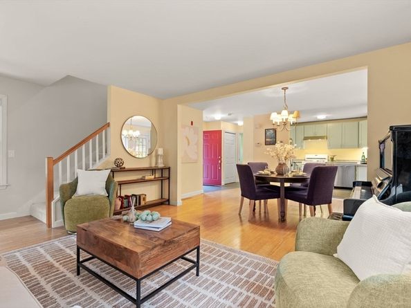 29 South Commons Road D, Lincoln MA 01773