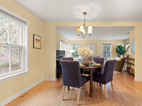 29 South Commons Road D, Lincoln MA 01773