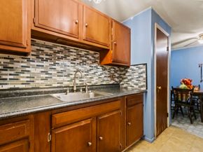 325 Ashland Avenue 2, Southbridge MA 01550