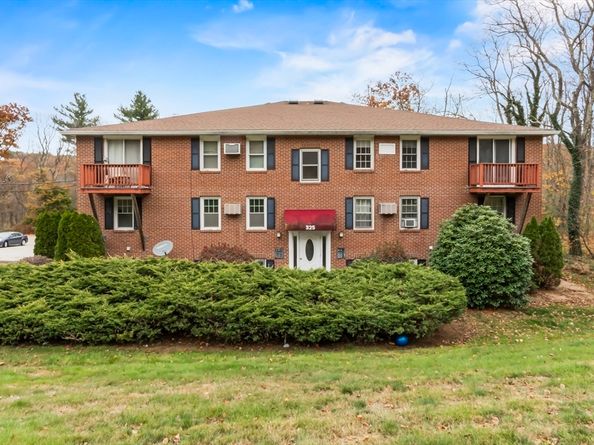 325 Ashland Avenue 2, Southbridge MA 01550