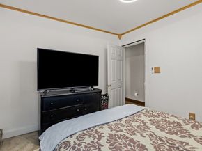 36 N Main St, Webster MA 01570