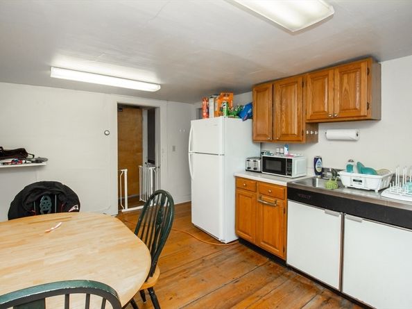 993-1003 Main Street, Leicester MA 01524