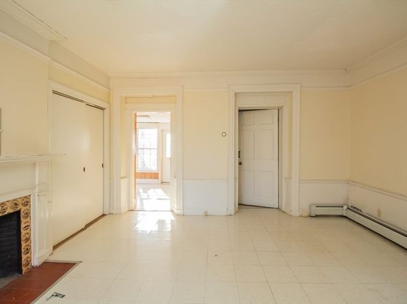 993-1003 Main Street, Leicester MA 01524