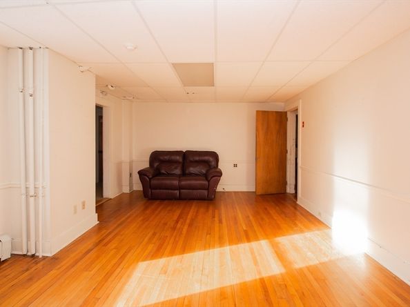 993-1003 Main Street, Leicester MA 01524