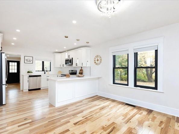 39 Trask St, Beverly MA 01915