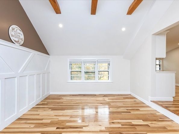 39 Trask St, Beverly MA 01915