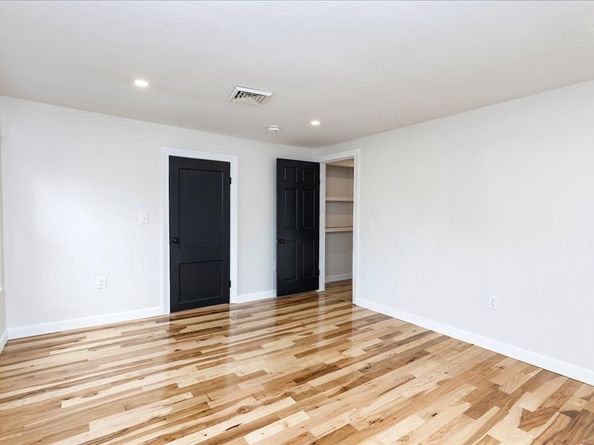 39 Trask St, Beverly MA 01915