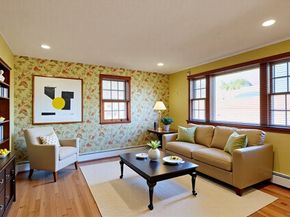 139 Davis St, Northborough MA 01532