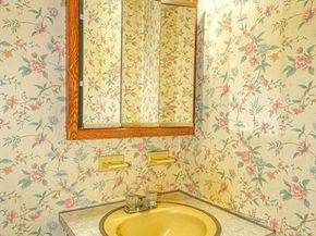139 Davis St, Northborough MA 01532