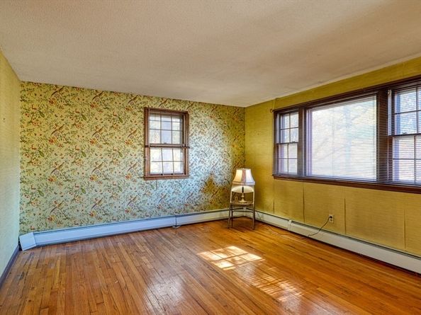 139 Davis St, Northborough MA 01532