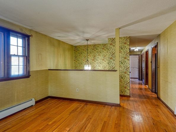 139 Davis St, Northborough MA 01532
