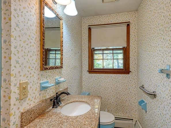 139 Davis St, Northborough MA 01532