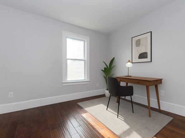 131 Erie St 3, Cambridge MA 02139