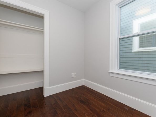 131 Erie St 3, Cambridge MA 02139
