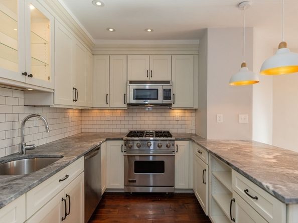 131 Erie St 3, Cambridge MA 02139