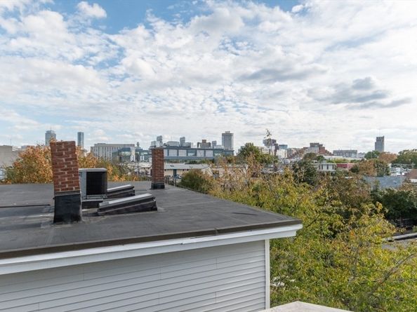 131 Erie St 3, Cambridge MA 02139